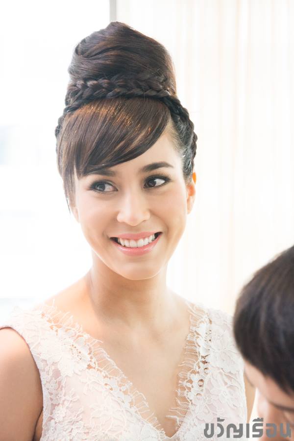 จุ๋ย-วรัทยา @ เบี้องหลังถ่ายแบบนิตยสาร ขวัญเรือน ฉบับที่ 1045 มิถุนายน 2558