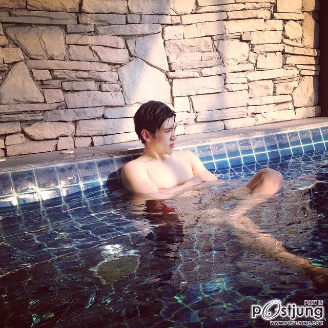 JJ Chittaphong ขาวๆ ใสๆ