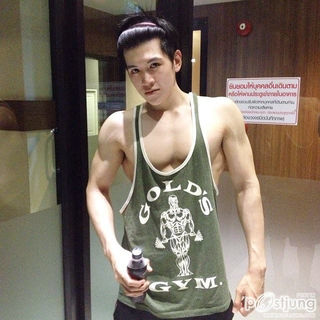 JJ Chittaphong ขาวๆ ใสๆ