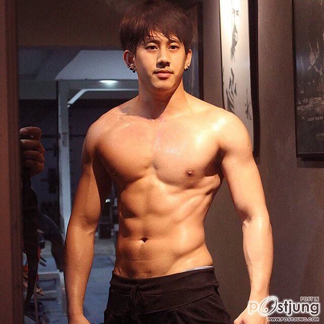 ไอ้หนุ่มผมยาว @KLAJOMZA