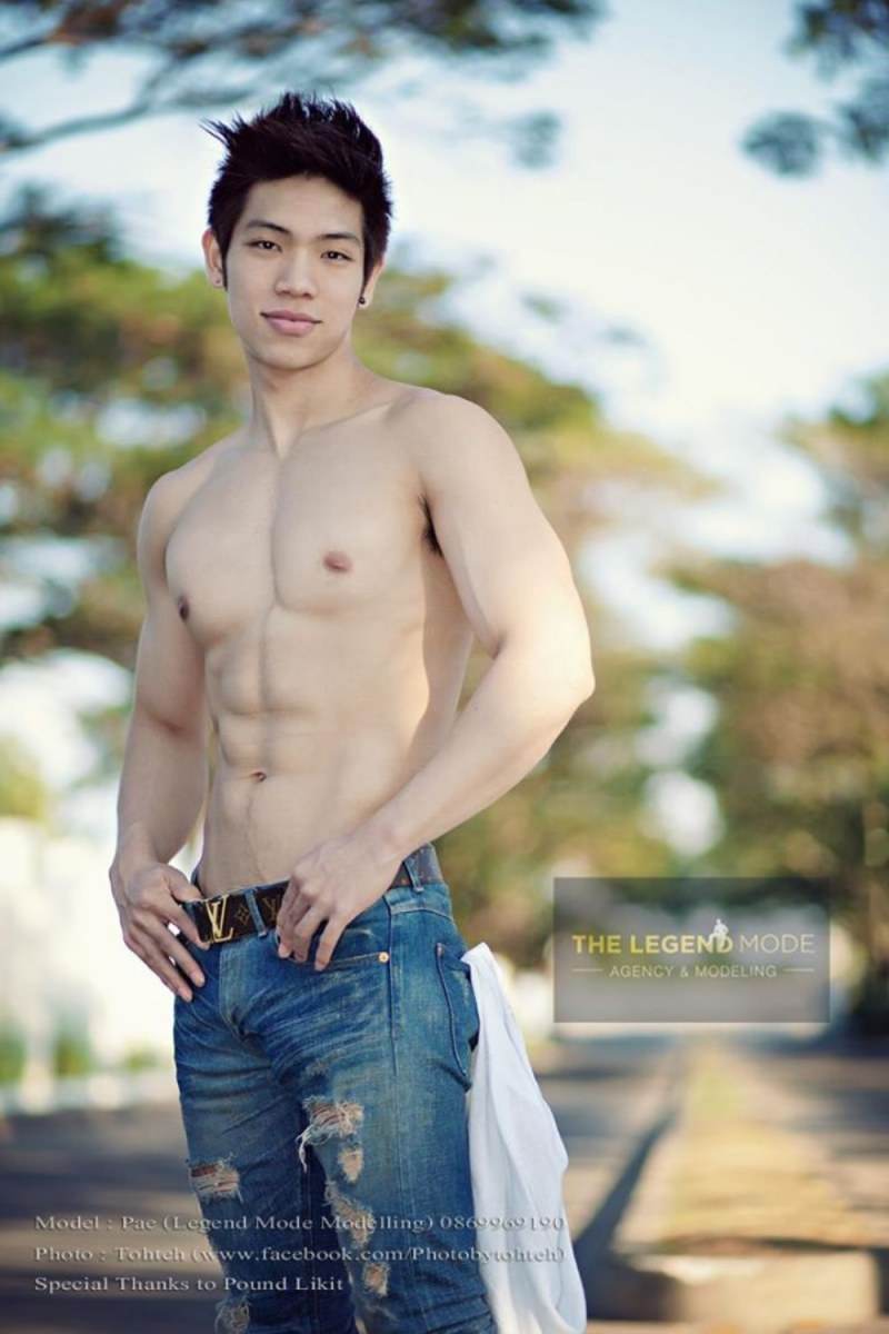 เป้านายแบบหรือหน้าอั้ม อันไหนแซ่บกว่ากัน เป้านายแบบ?หน้าอั้ม? (บางภาพนายแบบจัดระเบียบด้วยการ"งัดขึ้น") No. 77