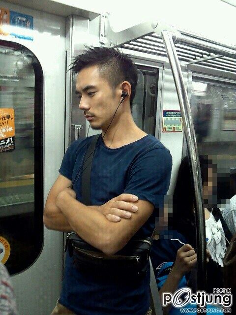 รุ่นกลางๆคิคิ...น่านักเชียว