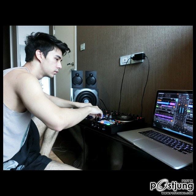 ลูกครึ่งหล่อใส >>เกล<< Thai - German