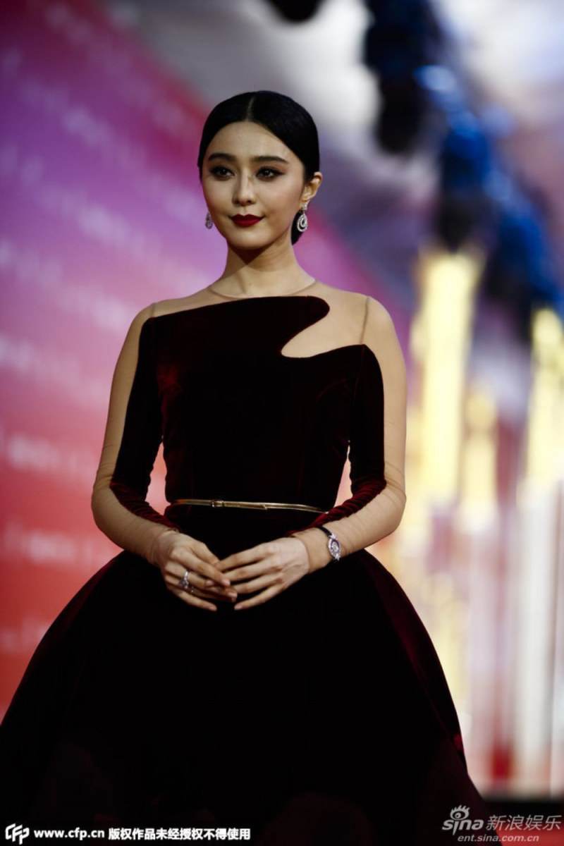 Fan Bing Bing สวย สง่า เลอค่า ปังมากๆ@งานเทศกาลภาพยนตร์นานาชาติครั้งที่ 18 Shanghai International Film Festival 2015