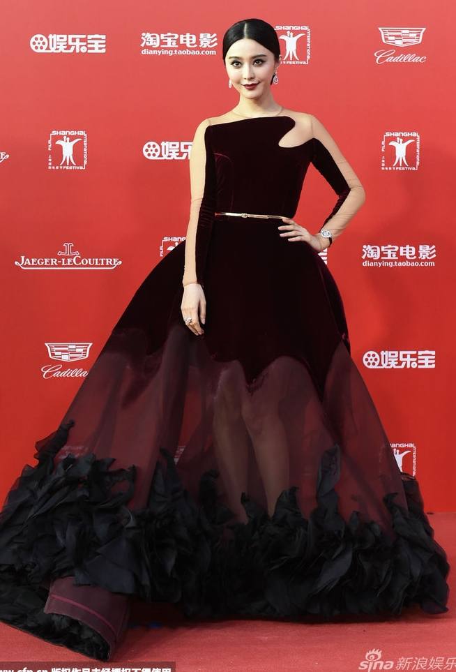 Fan Bing Bing สวย สง่า เลอค่า ปังมากๆ@งานเทศกาลภาพยนตร์นานาชาติครั้งที่ 18 Shanghai International Film Festival 2015
