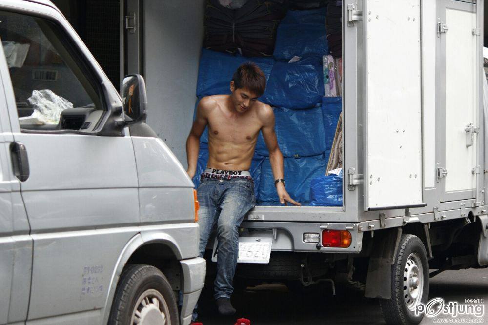 เห็นลงกันจัง...กับแรงงานคนนี้เอาภาพใหญ่ๆมาให้ชม
