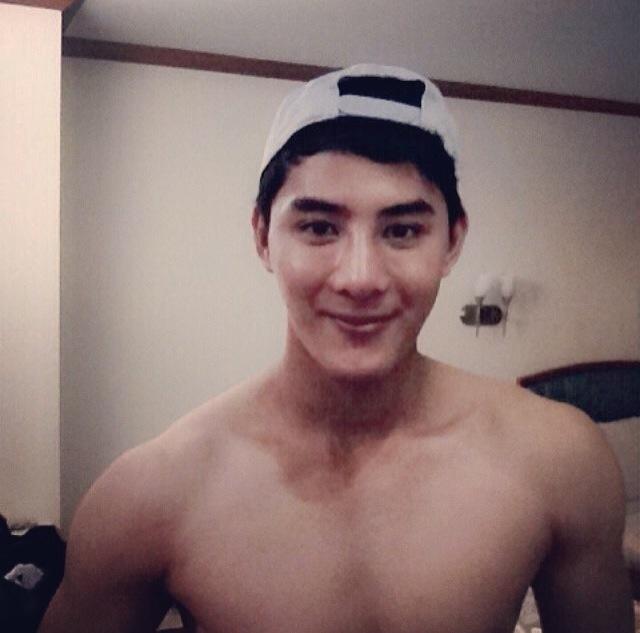 [รูปเยอะ] ต้อง ไชยวัฒน์ ผายสุวรรณ พระเอกละครพื้นบ้านหน้าใหม่ ประเดิมละคร"แก้วหน้าม้า" (แอบล่ำนิดๆ)