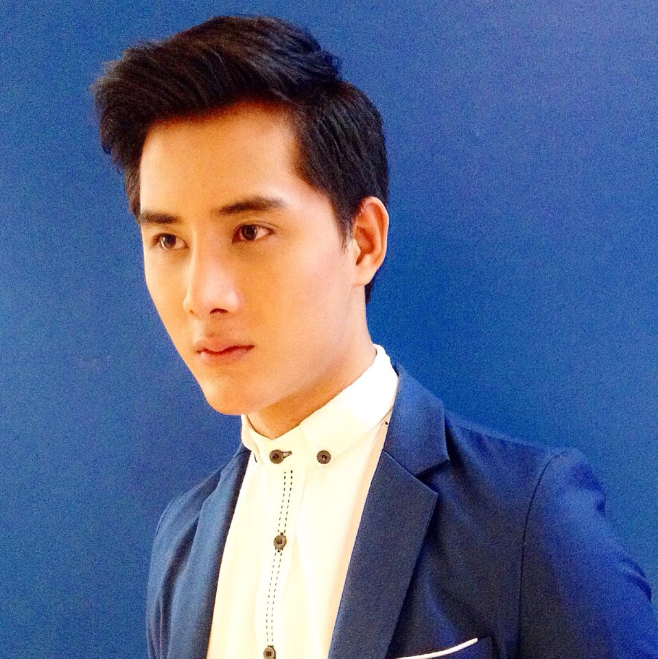 [รูปเยอะ] ต้อง ไชยวัฒน์ ผายสุวรรณ พระเอกละครพื้นบ้านหน้าใหม่ ประเดิมละคร"แก้วหน้าม้า" (แอบล่ำนิดๆ)