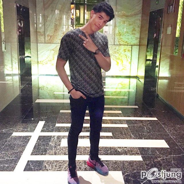 นายเติร์ก Natchanon Puvanont ดาราหนุ่มหล่อหน้าใส
