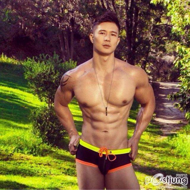 ภาพตุงๆฟินๆ ของ Peter Le จาก IG @WWWPETERFEVERCOM