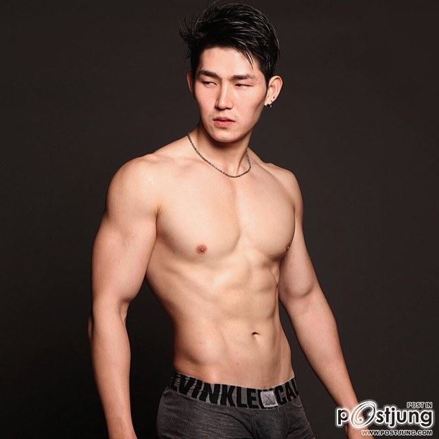 พีรวิชญ์_ฤทธิ์ธาพิทักษ์ IG @AR_C4IZG