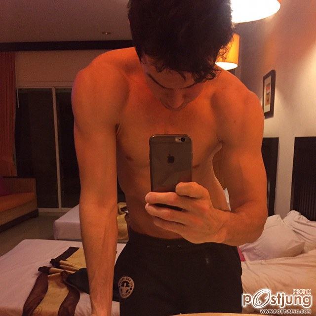 เจ จินตัย ยิ่งนานยิ่งแซ่บ IG @JAYJINTAI