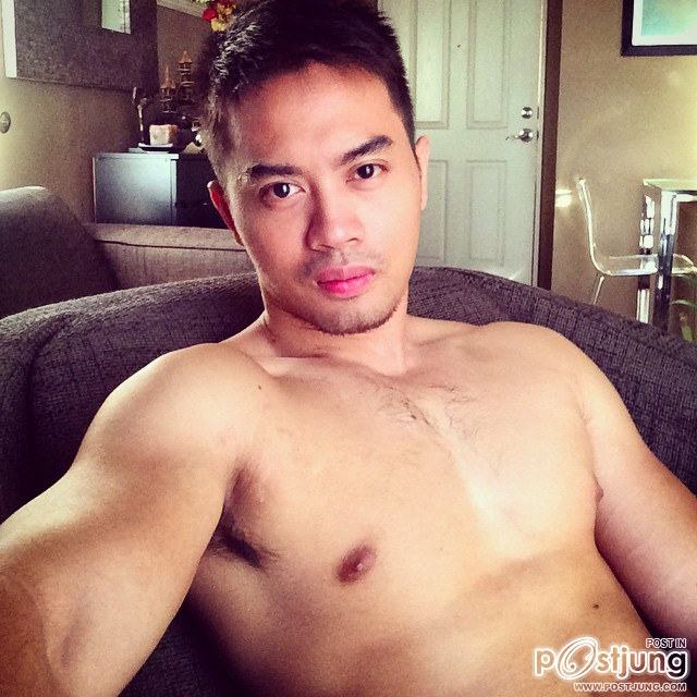 เซลฟี่ฟินๆ ของ Amir หนุ่มปินส์ IG@VLADIMIRCASTILLO