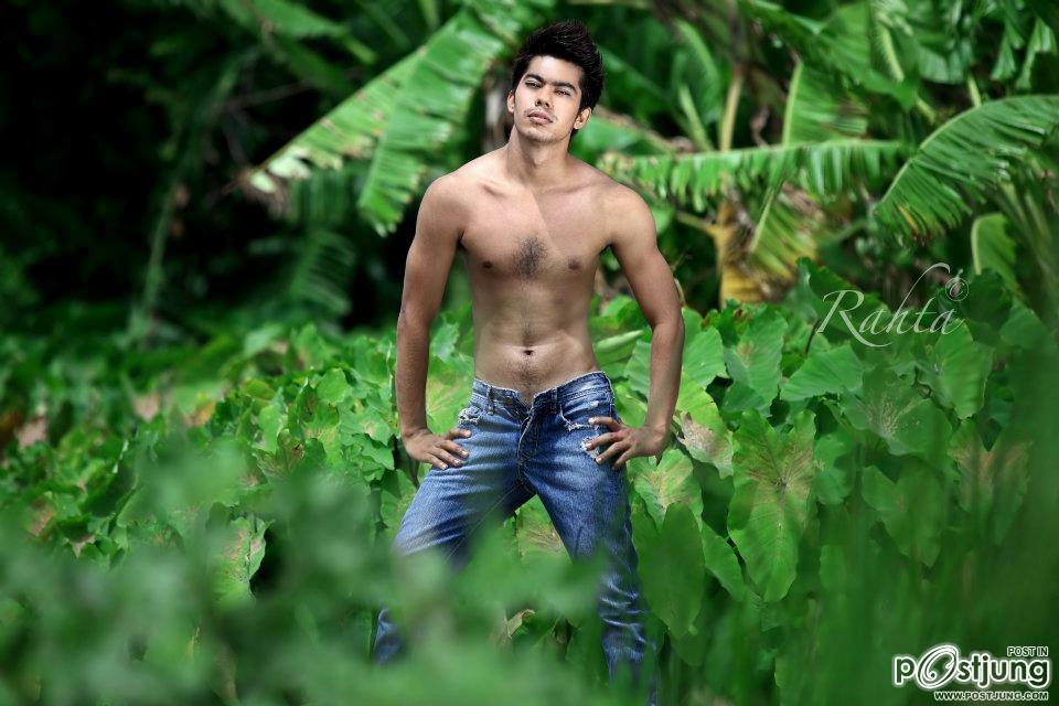 Phyowai Aung หนุ่มเมียนมาร์เข้มๆ