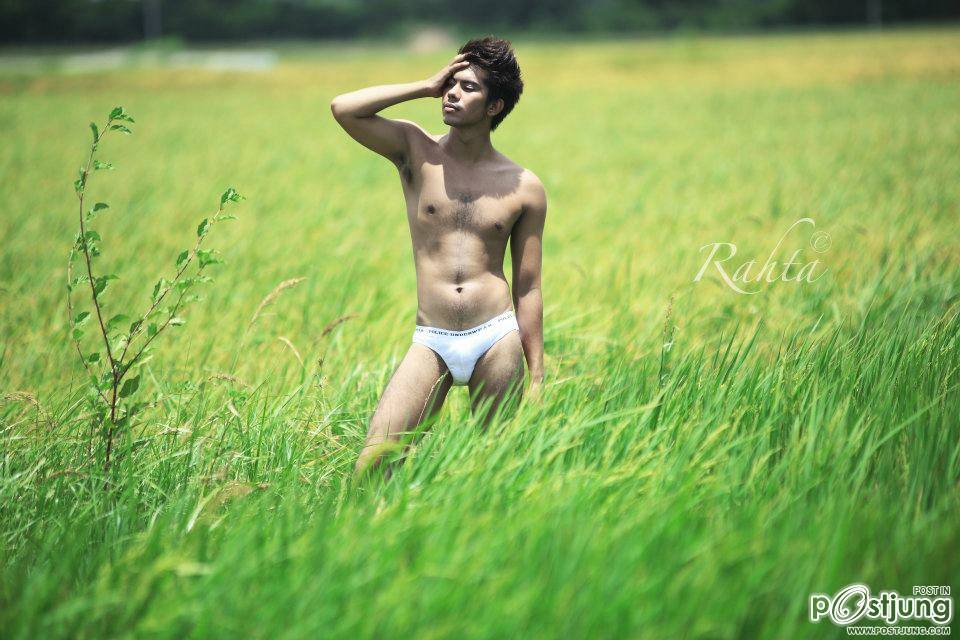 Phyowai Aung หนุ่มเมียนมาร์เข้มๆ