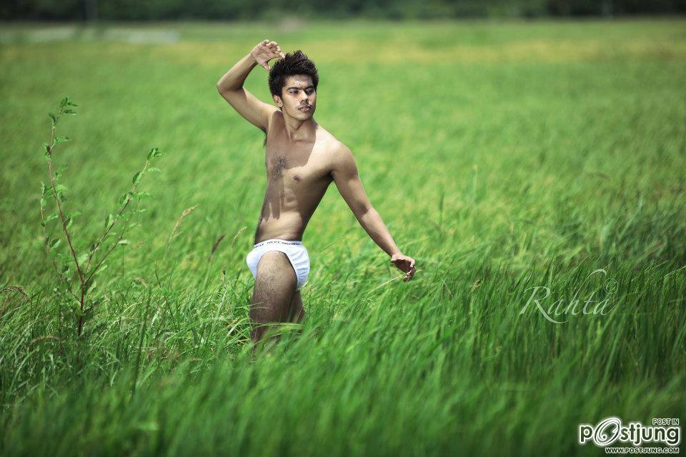 Phyowai Aung หนุ่มเมียนมาร์เข้มๆ