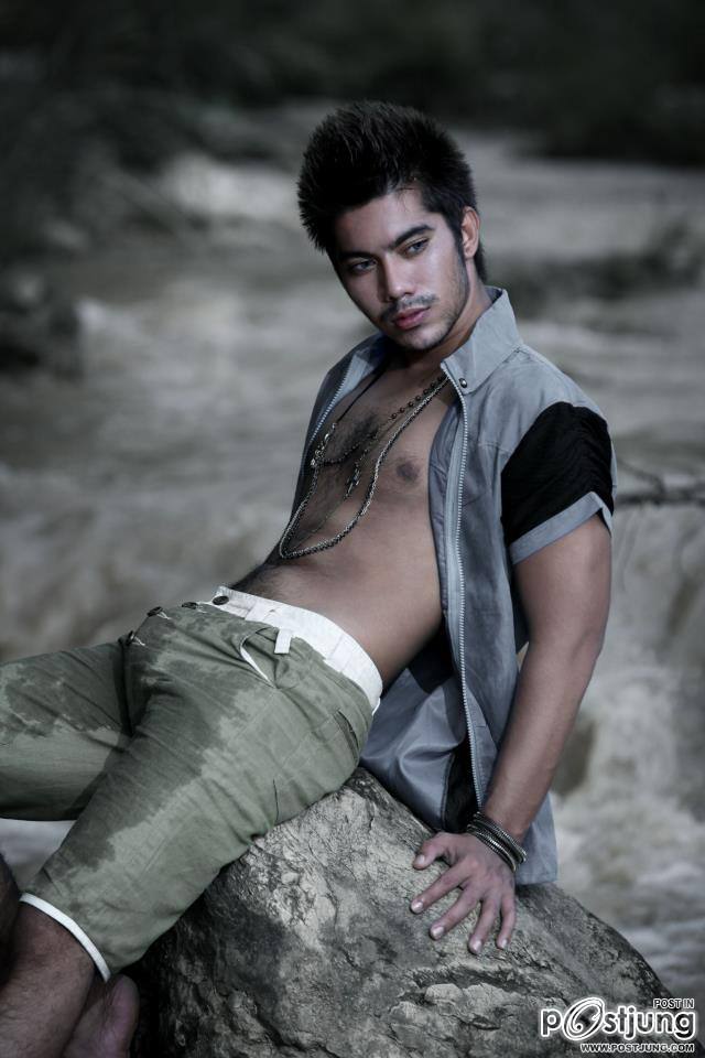 Phyowai Aung หนุ่มเมียนมาร์เข้มๆ