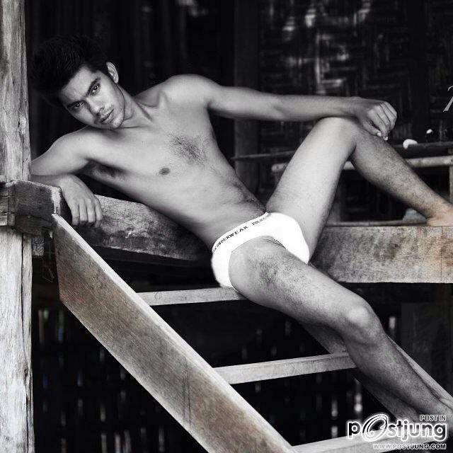 Phyowai Aung หนุ่มเมียนมาร์เข้มๆ