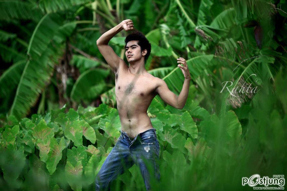 Phyowai Aung หนุ่มเมียนมาร์เข้มๆ