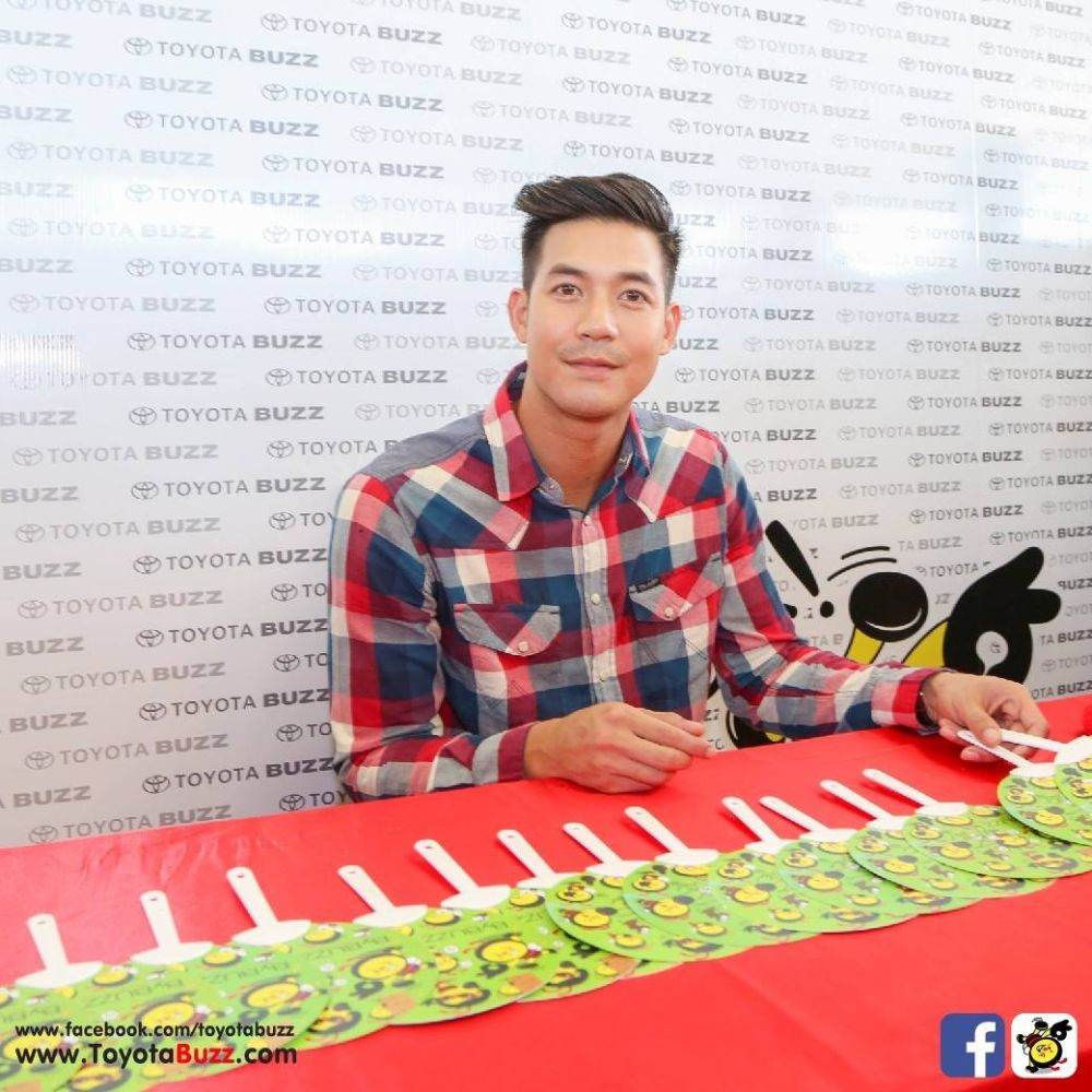 เวียร์ศุกลวัฒน์ที่โตโยต้าบัสส์ สาขาเสรีไทย