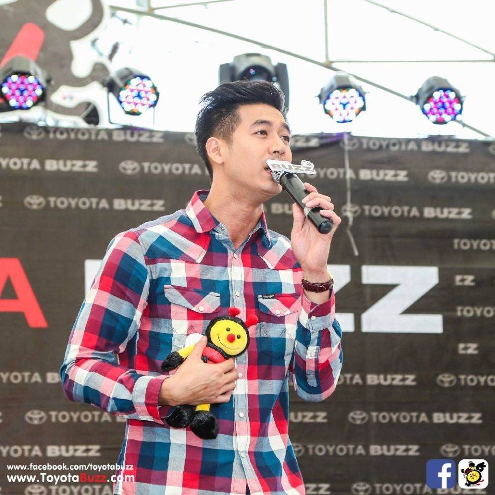 เวียร์ศุกลวัฒน์ที่โตโยต้าบัสส์ สาขาเสรีไทย