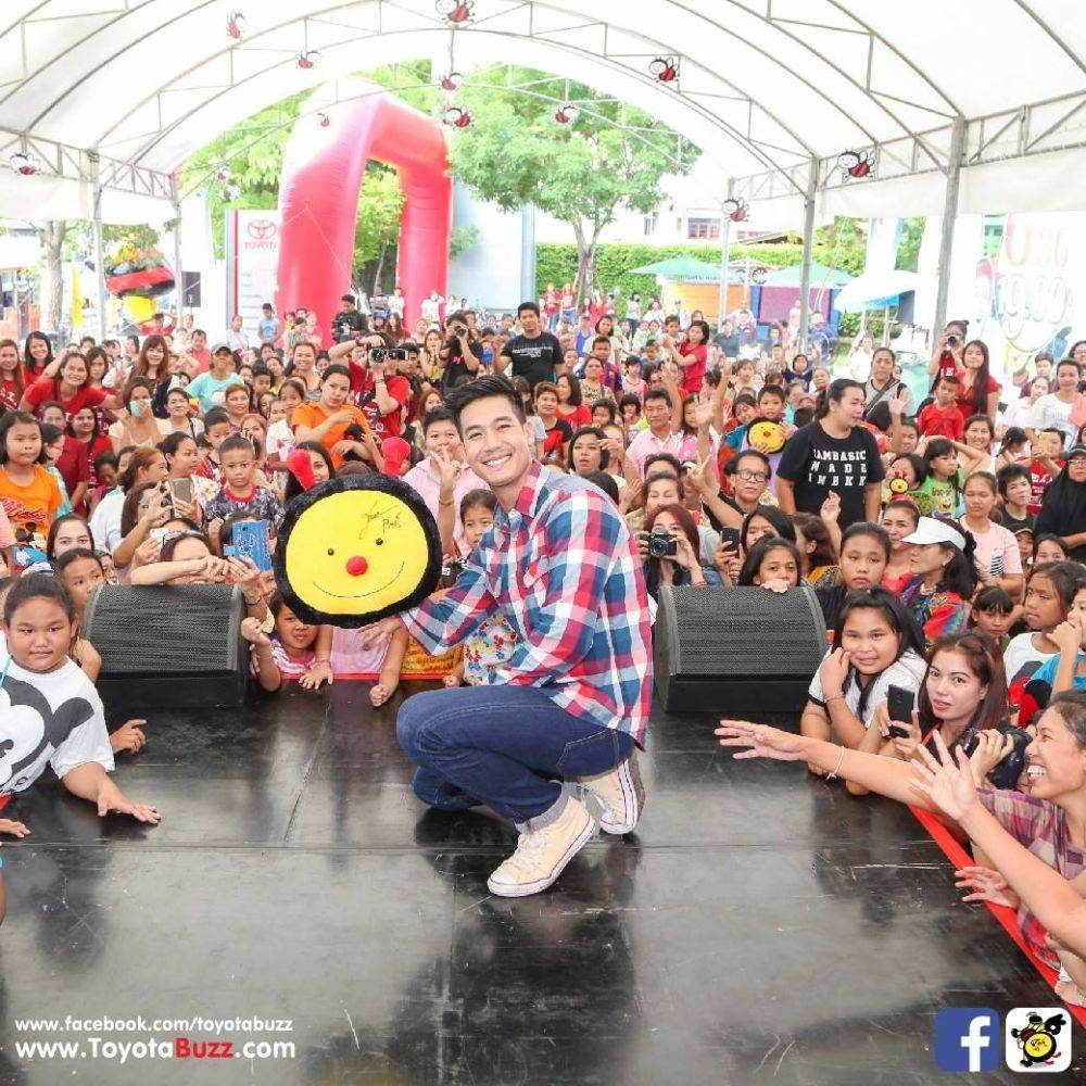 เวียร์ศุกลวัฒน์ที่โตโยต้าบัสส์ สาขาเสรีไทย