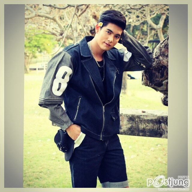 หนุ่มน้อยน่าเจี๊ยะ Kem Pinij
