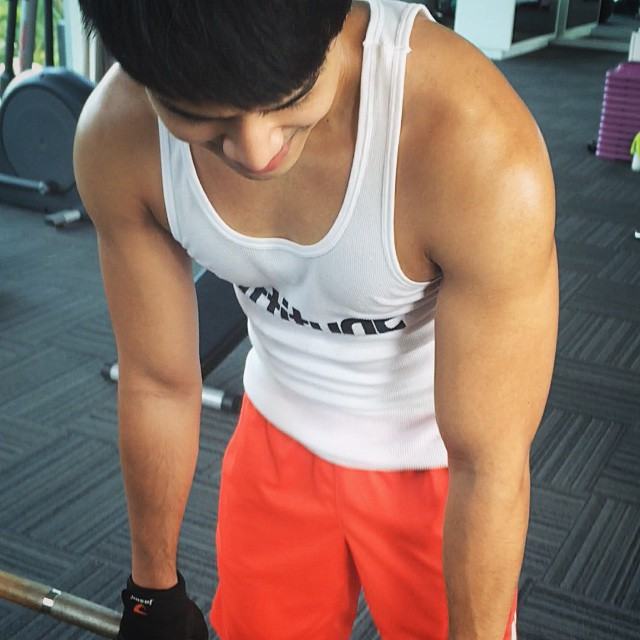 เสียวซี้ด!!! บอม Mister International Thailand 2013 โชว์ตุงลงนิตยสารชื่อดัง