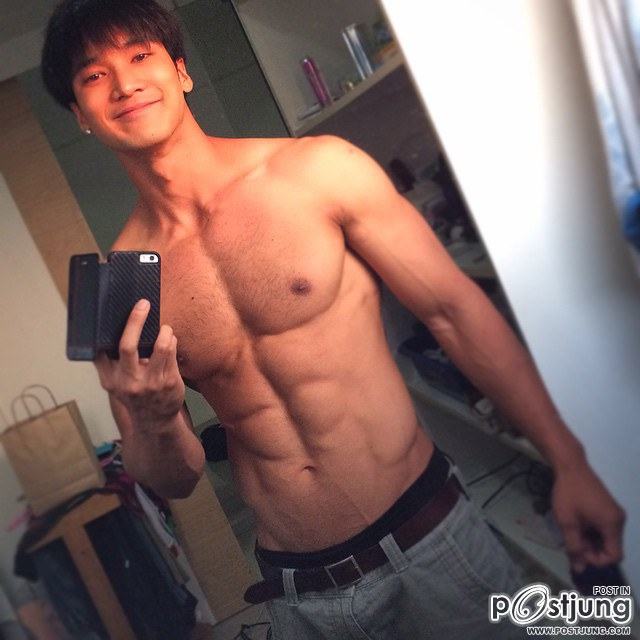 หุ่นแน่นๆ ต๊อบ ชัยวัฒน์ IG@TOB_CHAIWAT