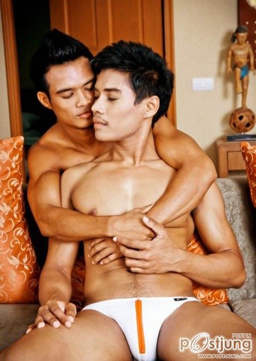 2หนุ่มไทยคมเข้ม สวีท