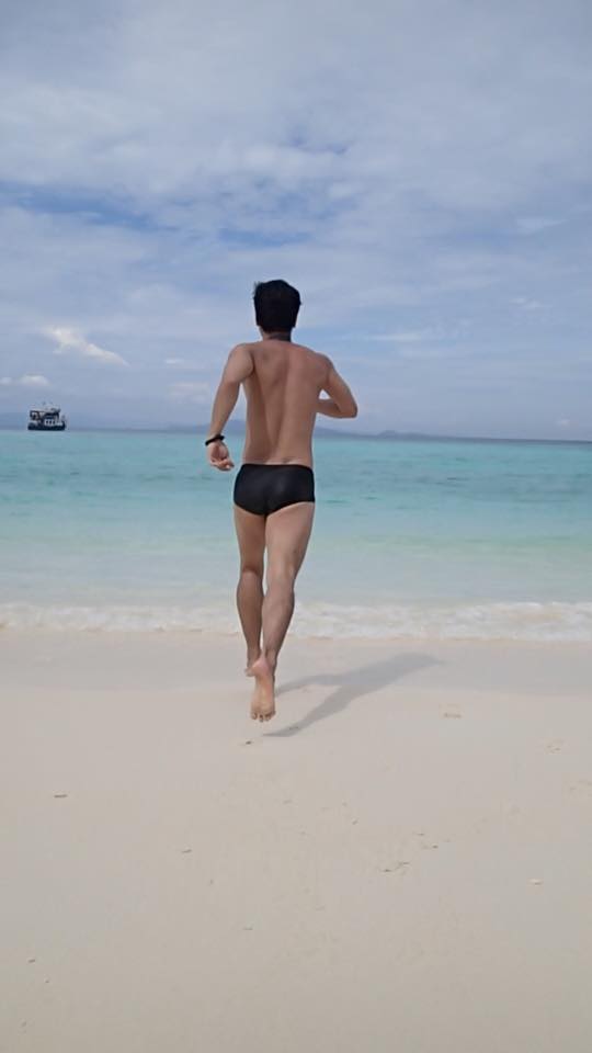 โอ้ละพ่อ!!! ดีเจคลับดัง มั่นใจโชว์ตุงว่อนเน็ต ยึดสโลแกน"มีของดี...ก็ต้องโชว์"