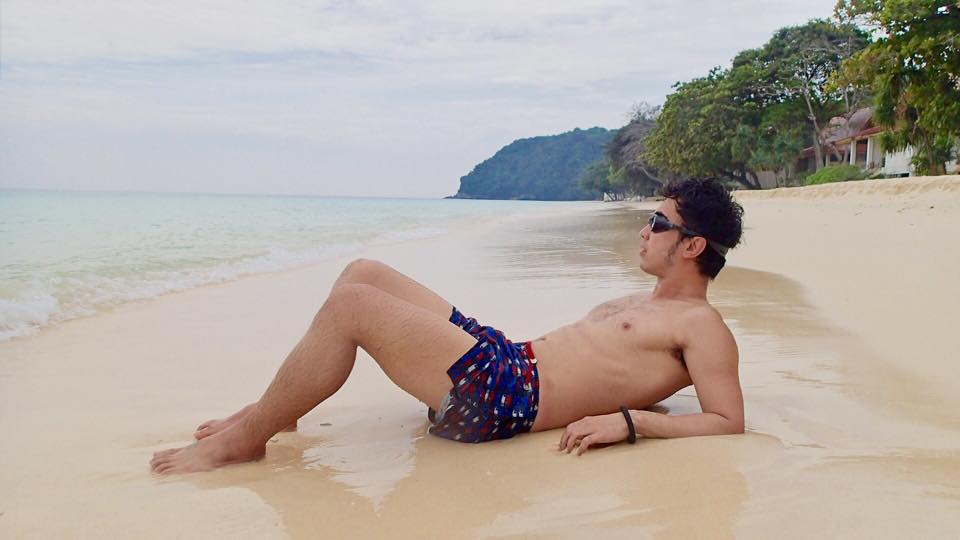 โอ้ละพ่อ!!! ดีเจคลับดัง มั่นใจโชว์ตุงว่อนเน็ต ยึดสโลแกน"มีของดี...ก็ต้องโชว์"
