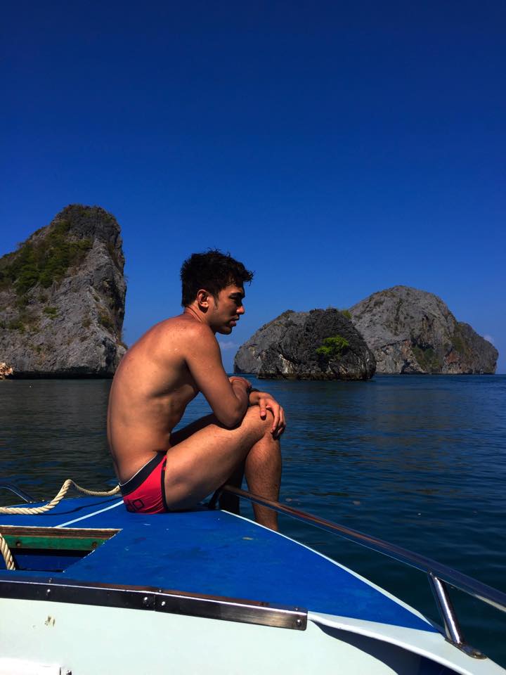 โอ้ละพ่อ!!! ดีเจคลับดัง มั่นใจโชว์ตุงว่อนเน็ต ยึดสโลแกน"มีของดี...ก็ต้องโชว์"