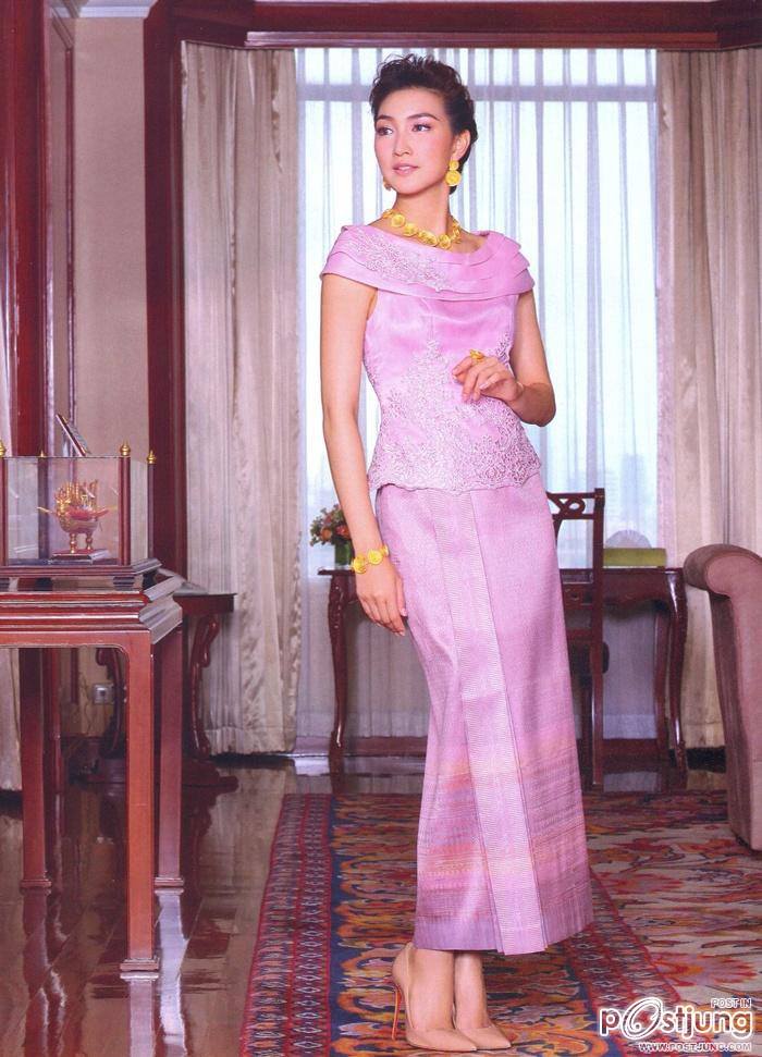 แพนเค้ก-เขมนิจ @ นิตยสาร หญิงไทย ปีที่ 40 เล่มที่ 954 กรกฏาคม 2558