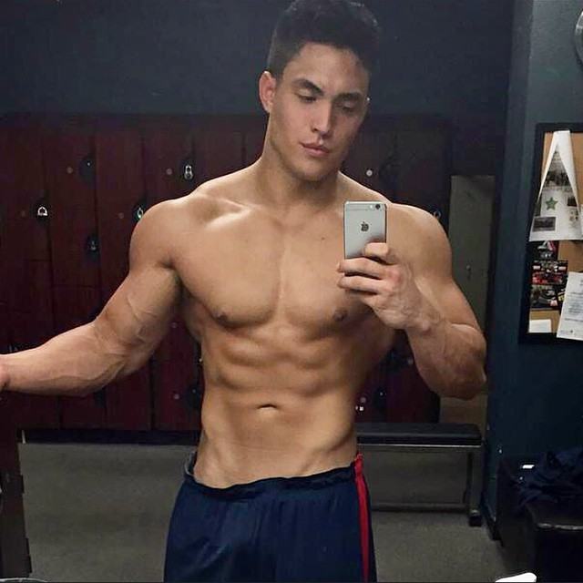 Muscle men From IG 154