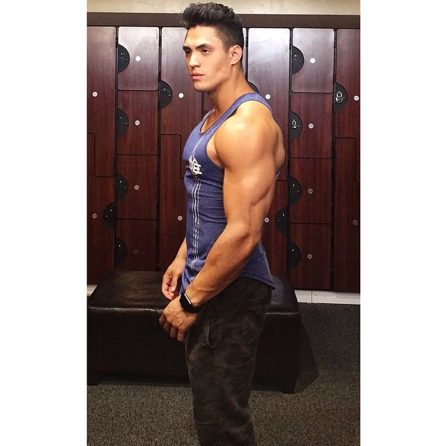 Muscle men From IG 154