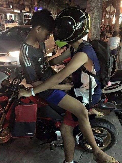 สุขกับผู้