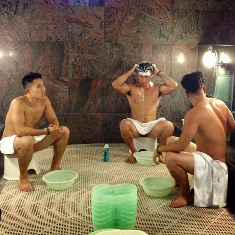สุขกับผู้