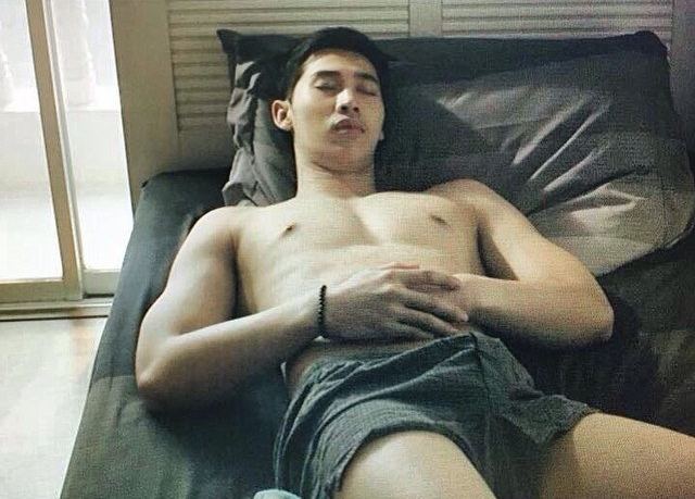สุขกับผู้