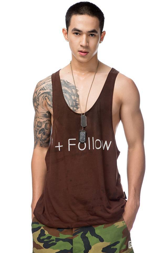 บ้า/ผชเสื้อกล้าม
