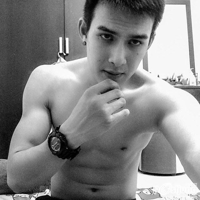 จำได้ไหม ท.ทหารอดทนคนนี้ IG@YUTUNN4444
