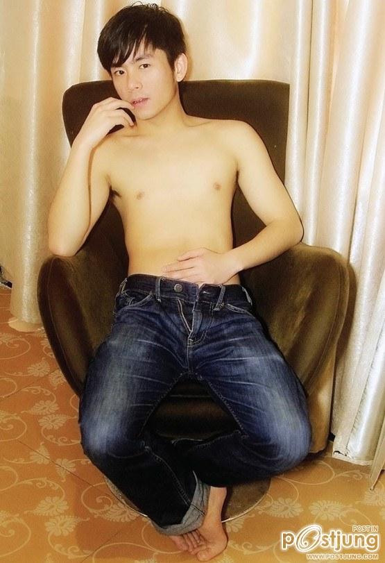 ตี๋น้อยน่าเจี๊ยะ Wang Han