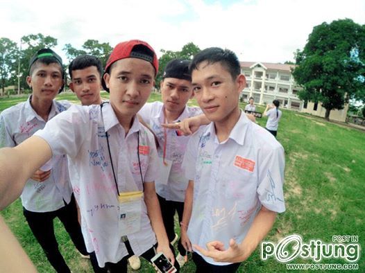 รวมรูปนักเรียนมัธยมปลายของลาวน่ารัก