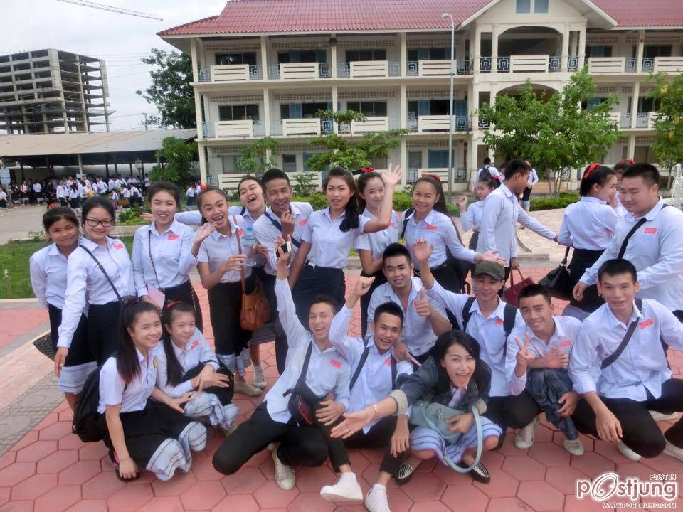 รวมรูปนักเรียนมัธยมปลายของลาวน่ารัก