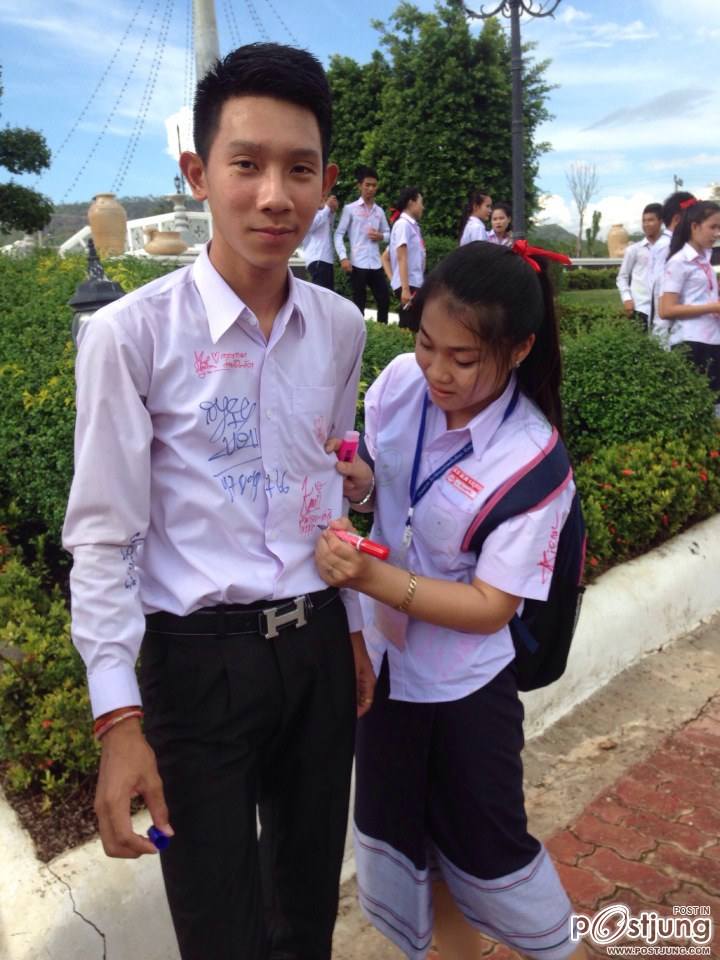 รวมรูปนักเรียนมัธยมปลายของลาวน่ารัก