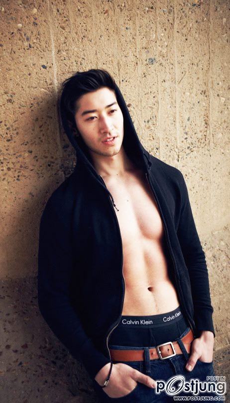 บ้ากล้าม วงแขน นม และเป้า