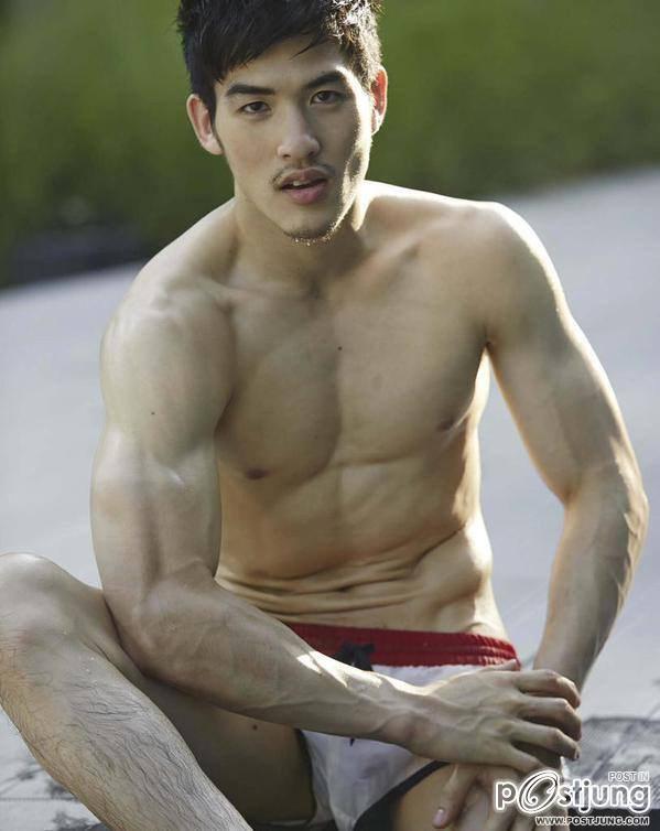 บ้ากล้าม วงแขน นม และเป้า
