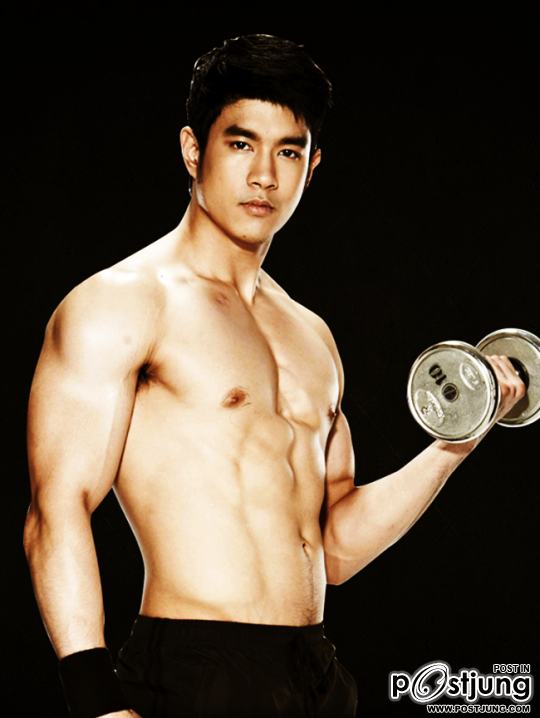 บ้ากล้าม วงแขน นม และเป้า