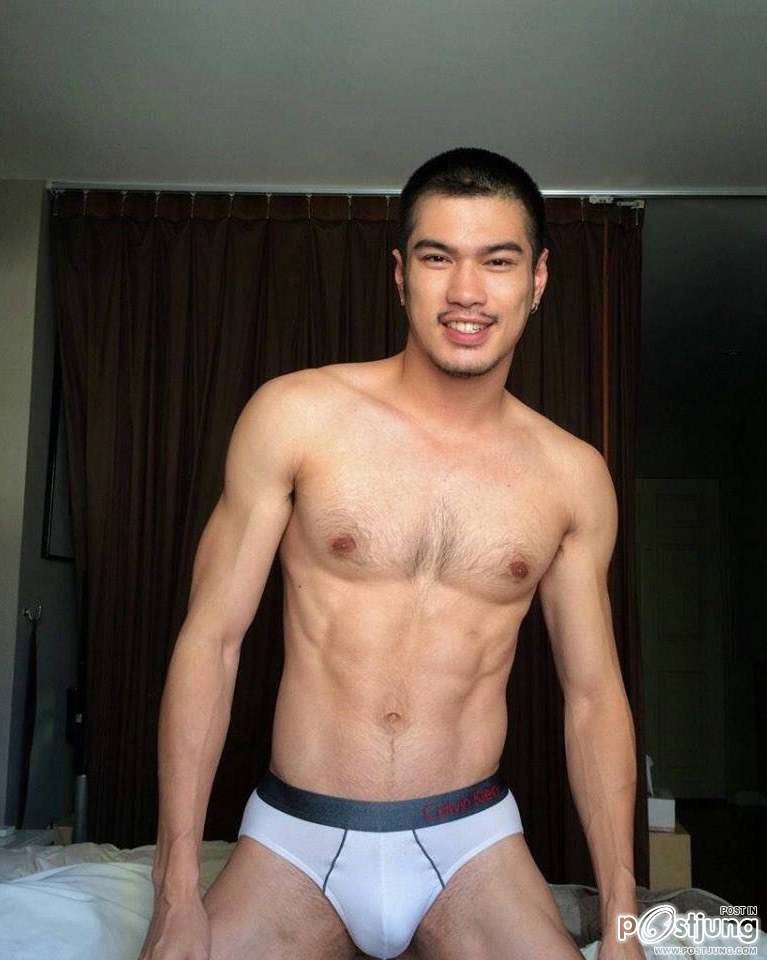 หนุ่มๆไทย กับสีขาวๆ ฟินเวอร์
