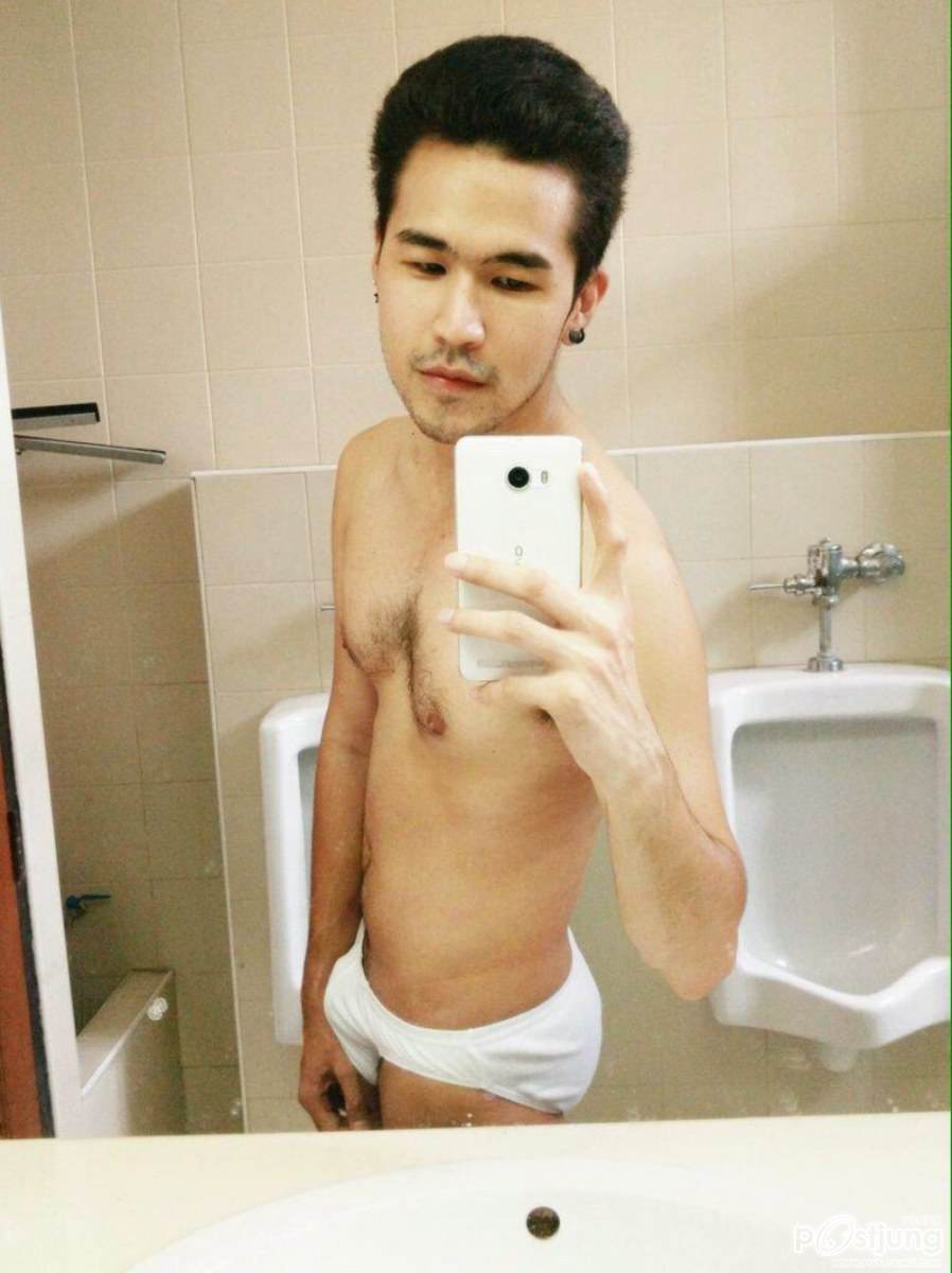 หนุ่มๆไทย กับสีขาวๆ ฟินเวอร์